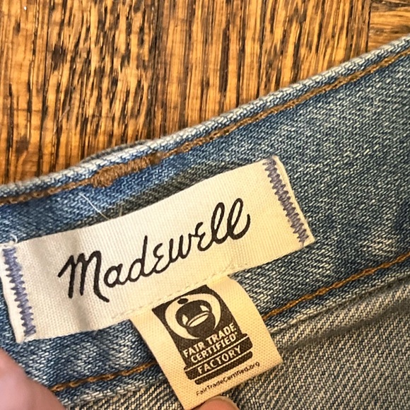 Madewell Rigid Denim A-Line Mini Skirt in Lakeline Wash: Eco Edition - Picture 4 of 8